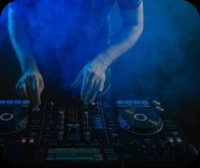 DJ